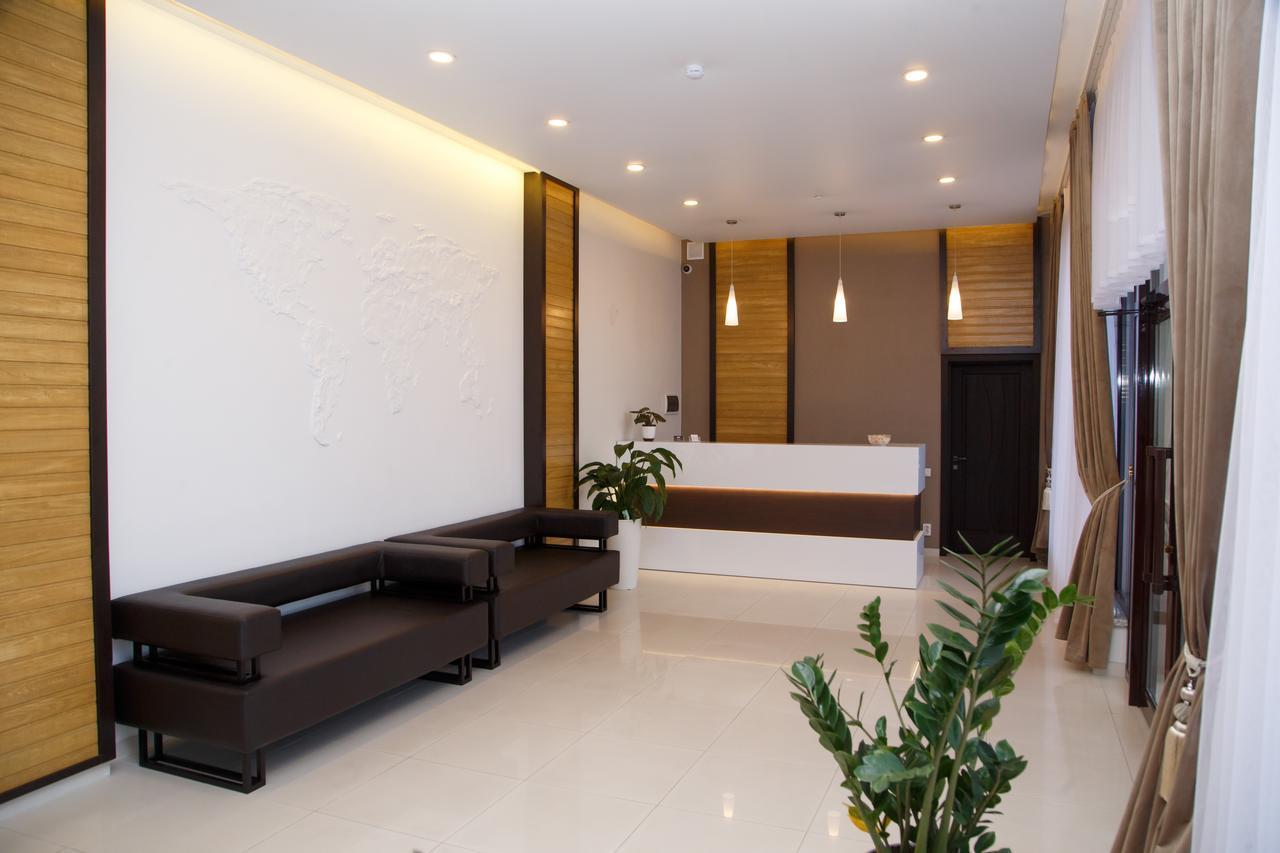 Lumarc Hotel Bishkek Ngoại thất bức ảnh